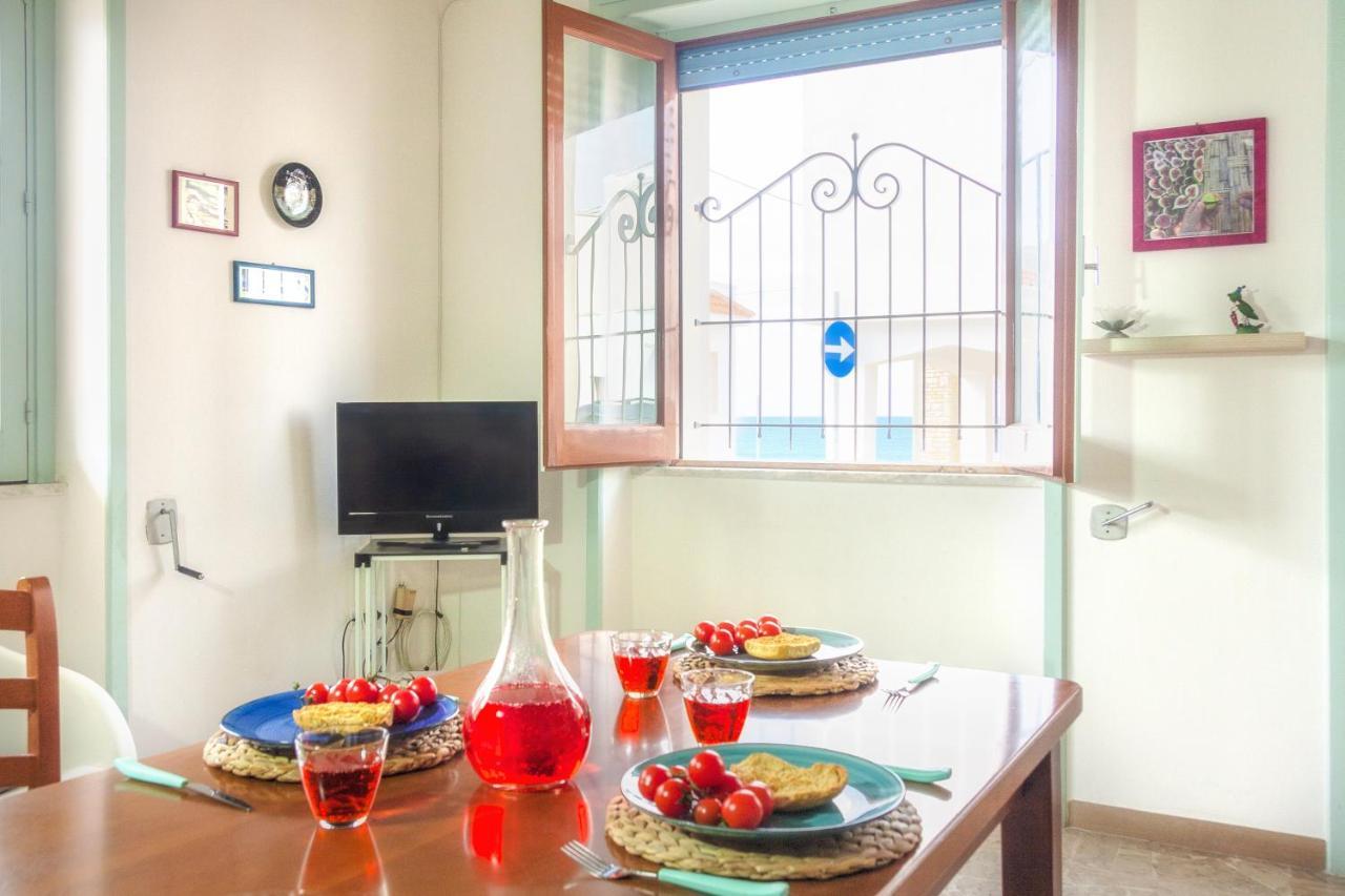 Casa Mamma Rita - Family House Villa Марина ди Манкаверза Екстериор снимка