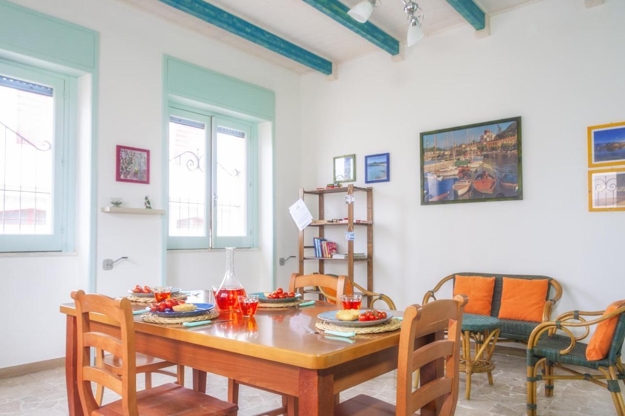 Casa Mamma Rita - Family House Villa Марина ди Манкаверза Екстериор снимка
