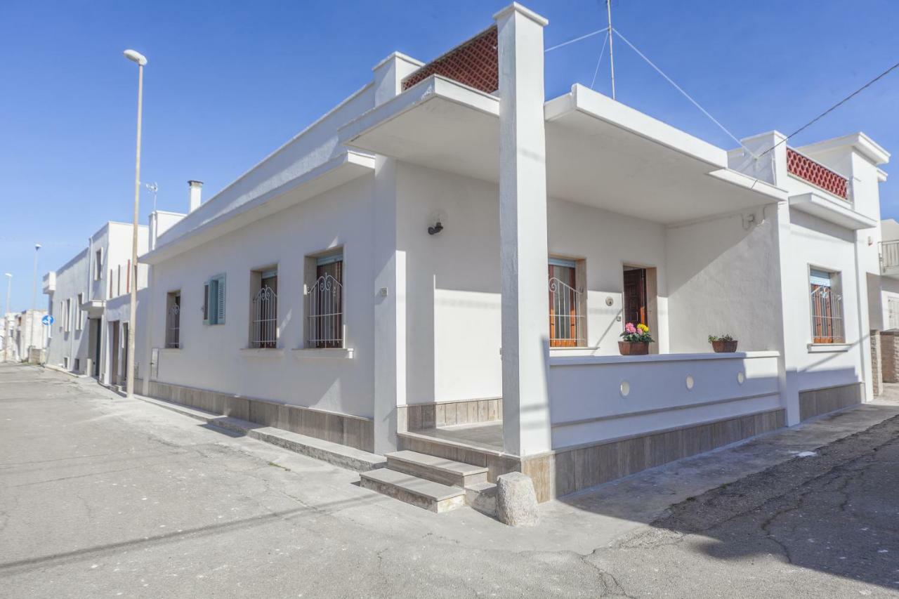 Casa Mamma Rita - Family House Villa Марина ди Манкаверза Екстериор снимка
