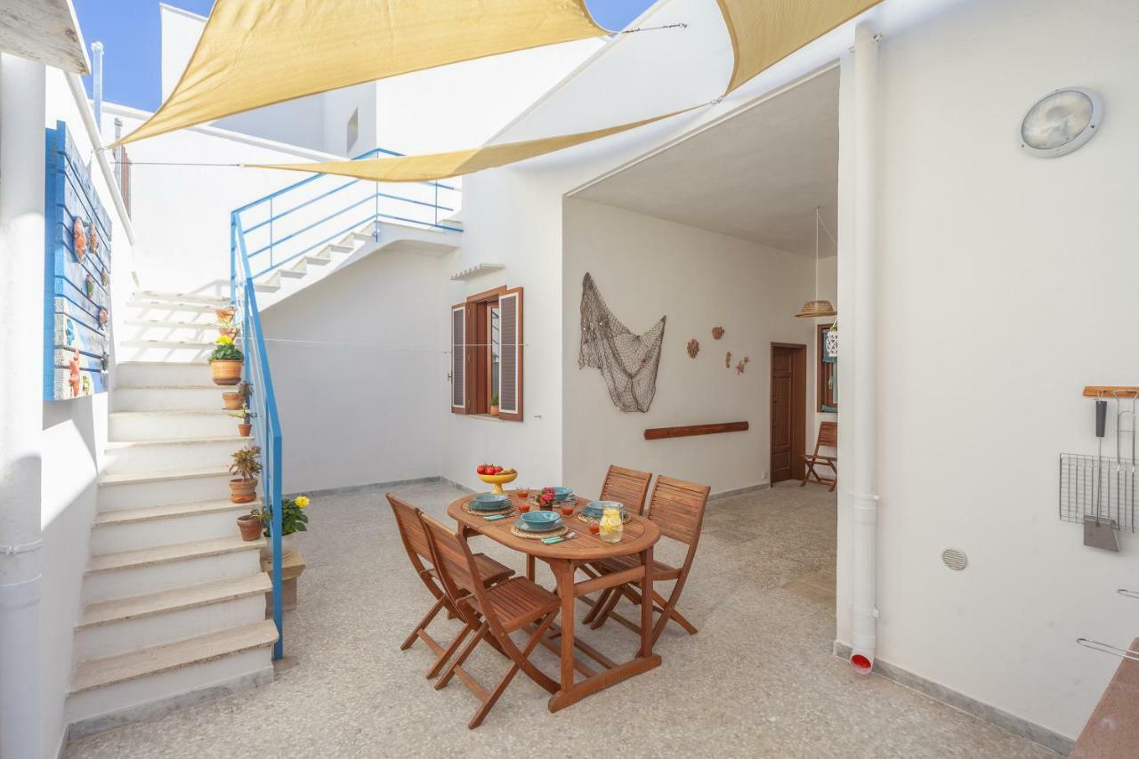 Casa Mamma Rita - Family House Villa Марина ди Манкаверза Екстериор снимка